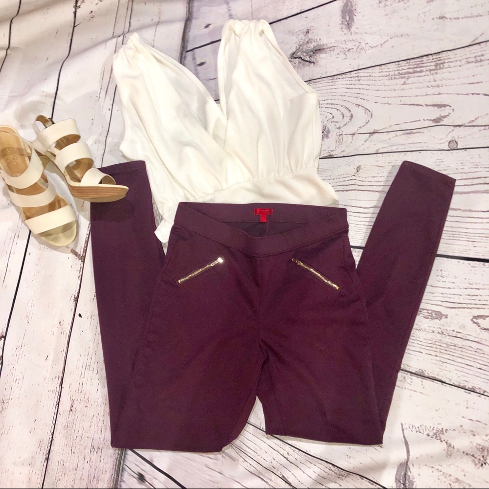 Jennifer Lopez mid-rise Jeggings - Picture 3 of 6